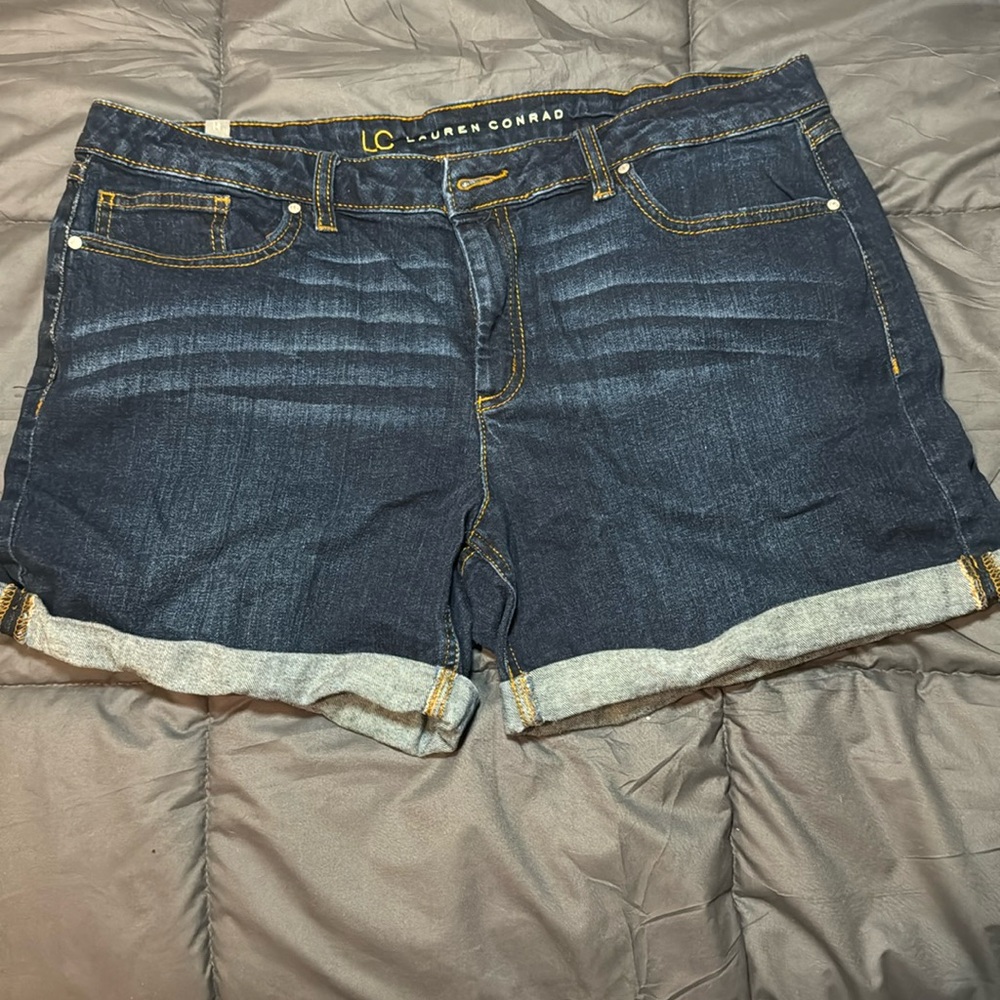 Women’s size 14 denim shorts